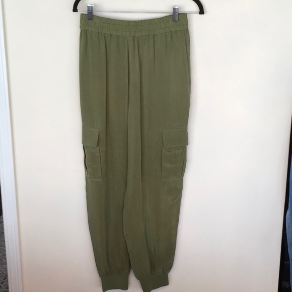 NWT Alice & Olivia Silk Cargo Joggers - Picture 4 of 7